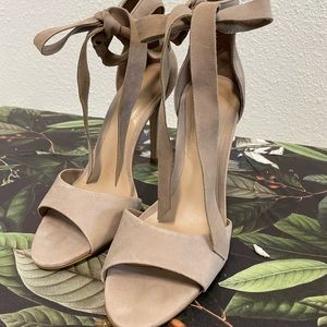 Aldo Bow Heels